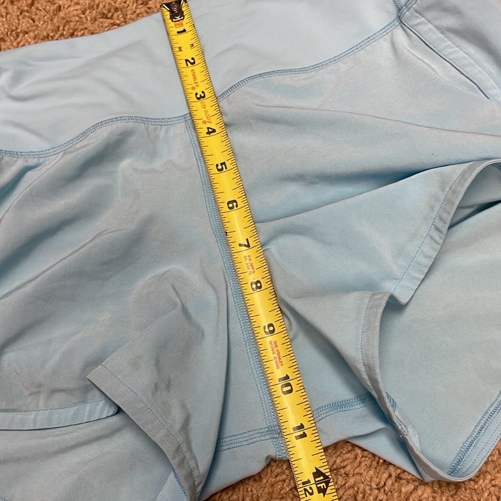 NWOT Lululemon mid rise lined shorts 4” - Picture 7 of 7